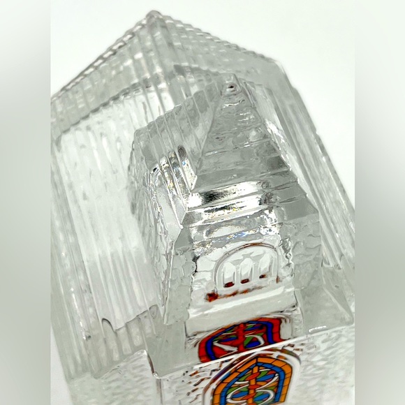 Vintage Avon Silent Night Pressed Clear Glass Church Stained Glass Window 1992 - Picture 9 of 11